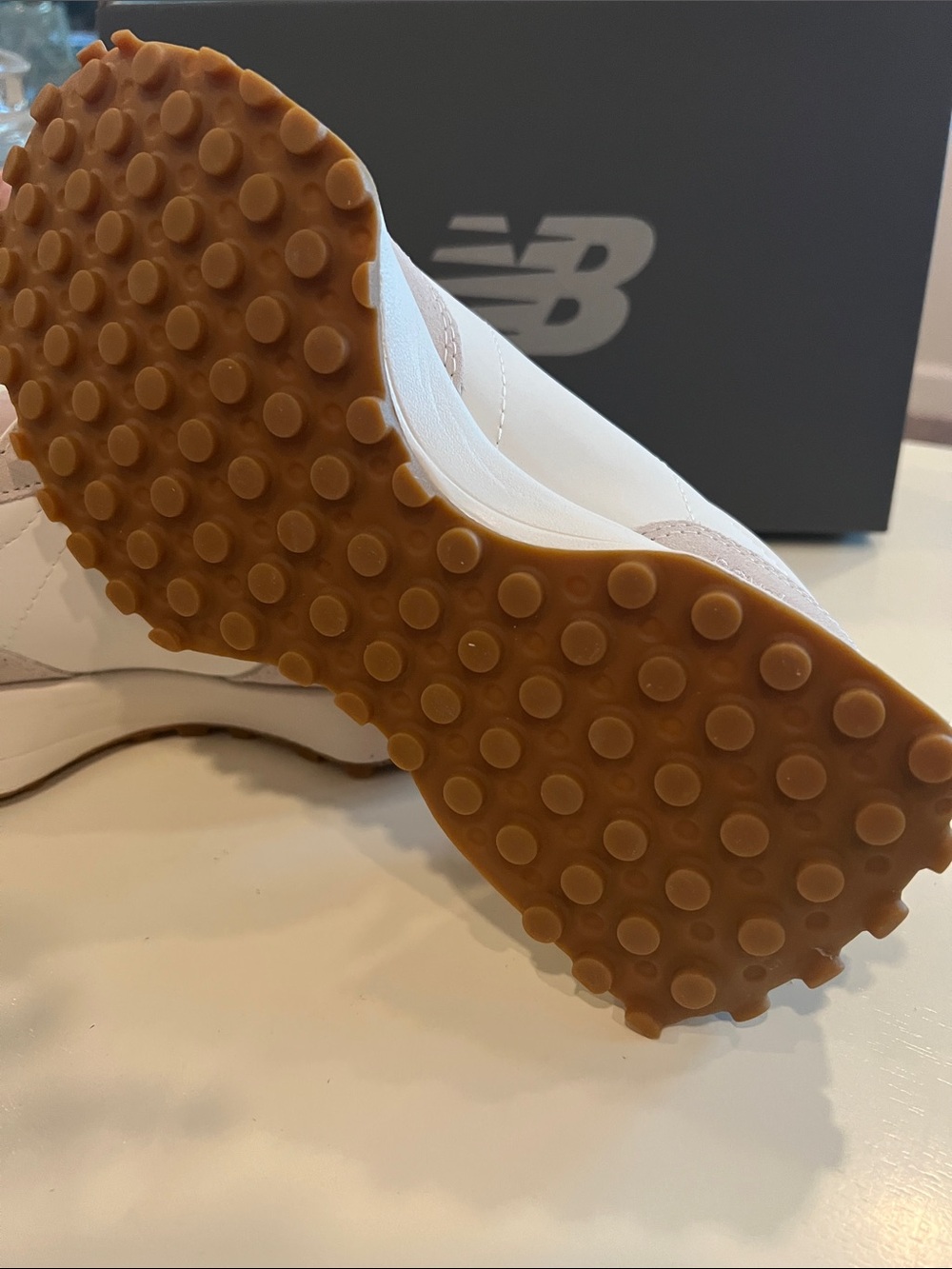 New Balance 327 Women’s Sneakers – Size 7.5 – WS327OR – Brand New – Original Box - Picture 4 of 5